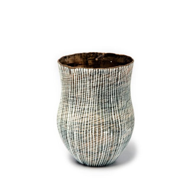 Handpinched Vase HP-L-0131