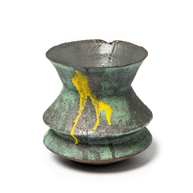 ABSTRACT VASE AB-L-0181